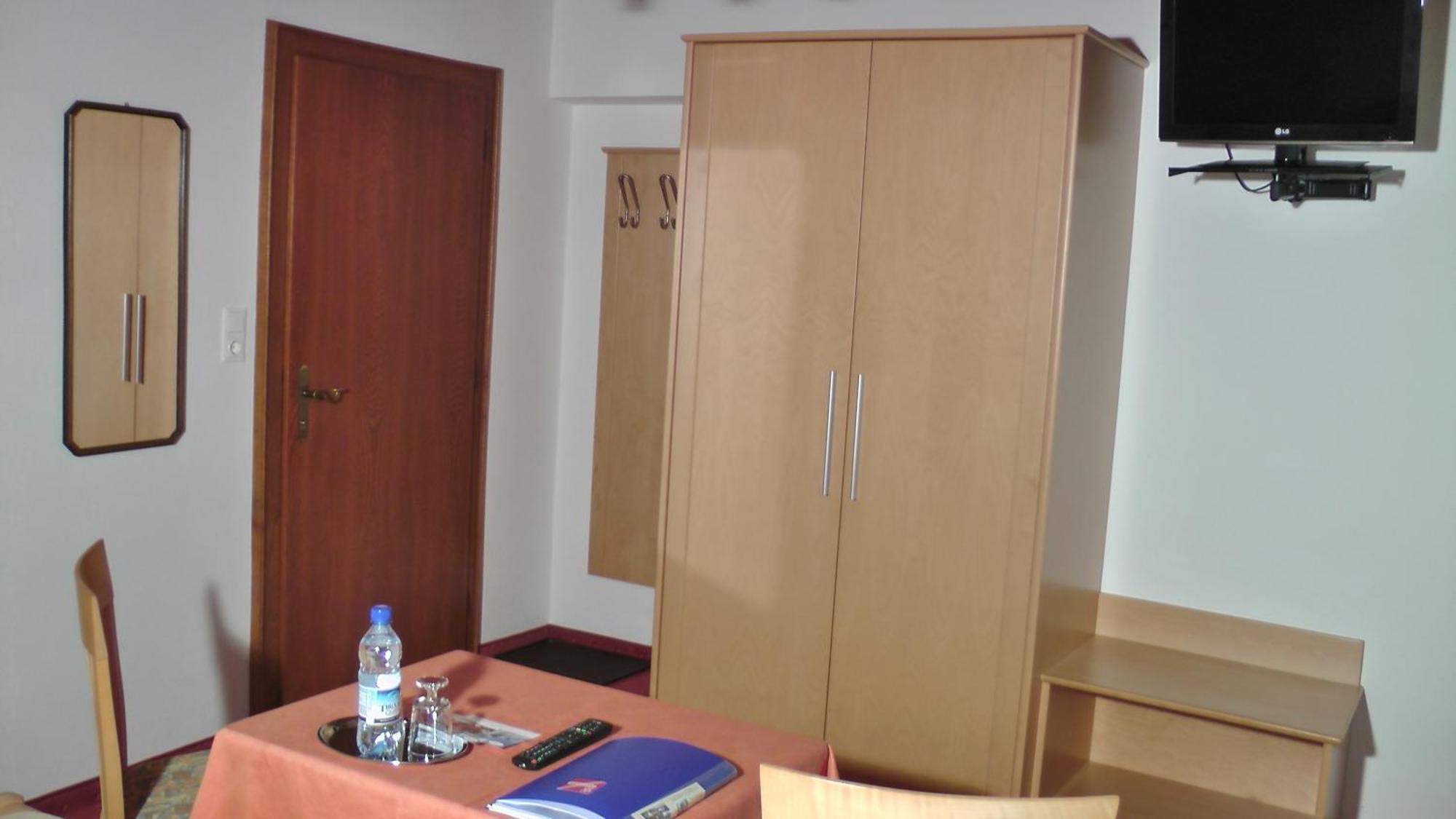 Landhaus Hofer Neustift im Stubaital Kamer foto